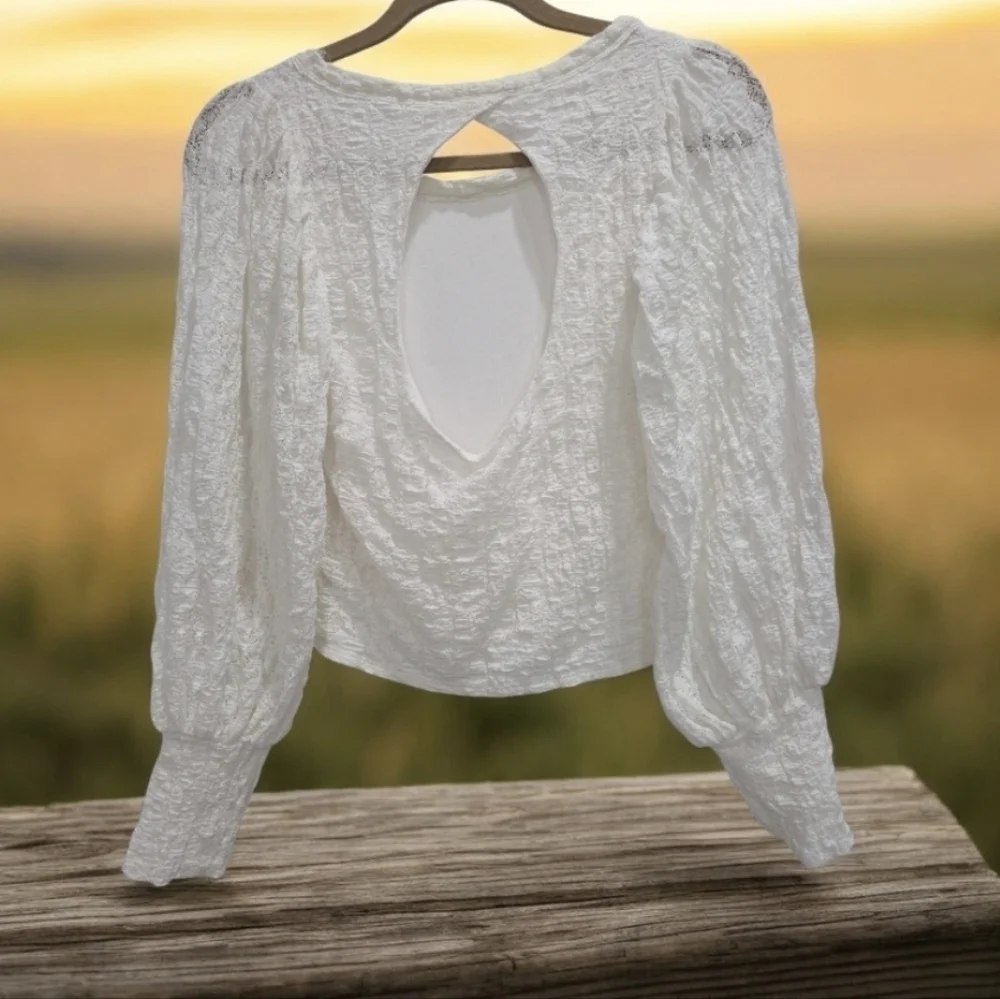 Free People Tea Time White Lace Puffy sleeve top, MEDIUM